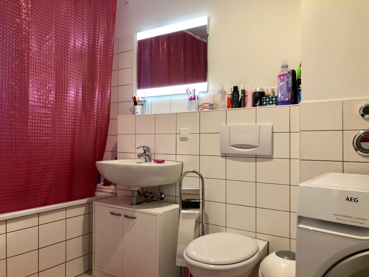 Privatunterkunft Clean&comfort Near Fairgrounds *